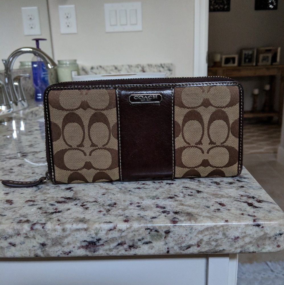 Coach wallet